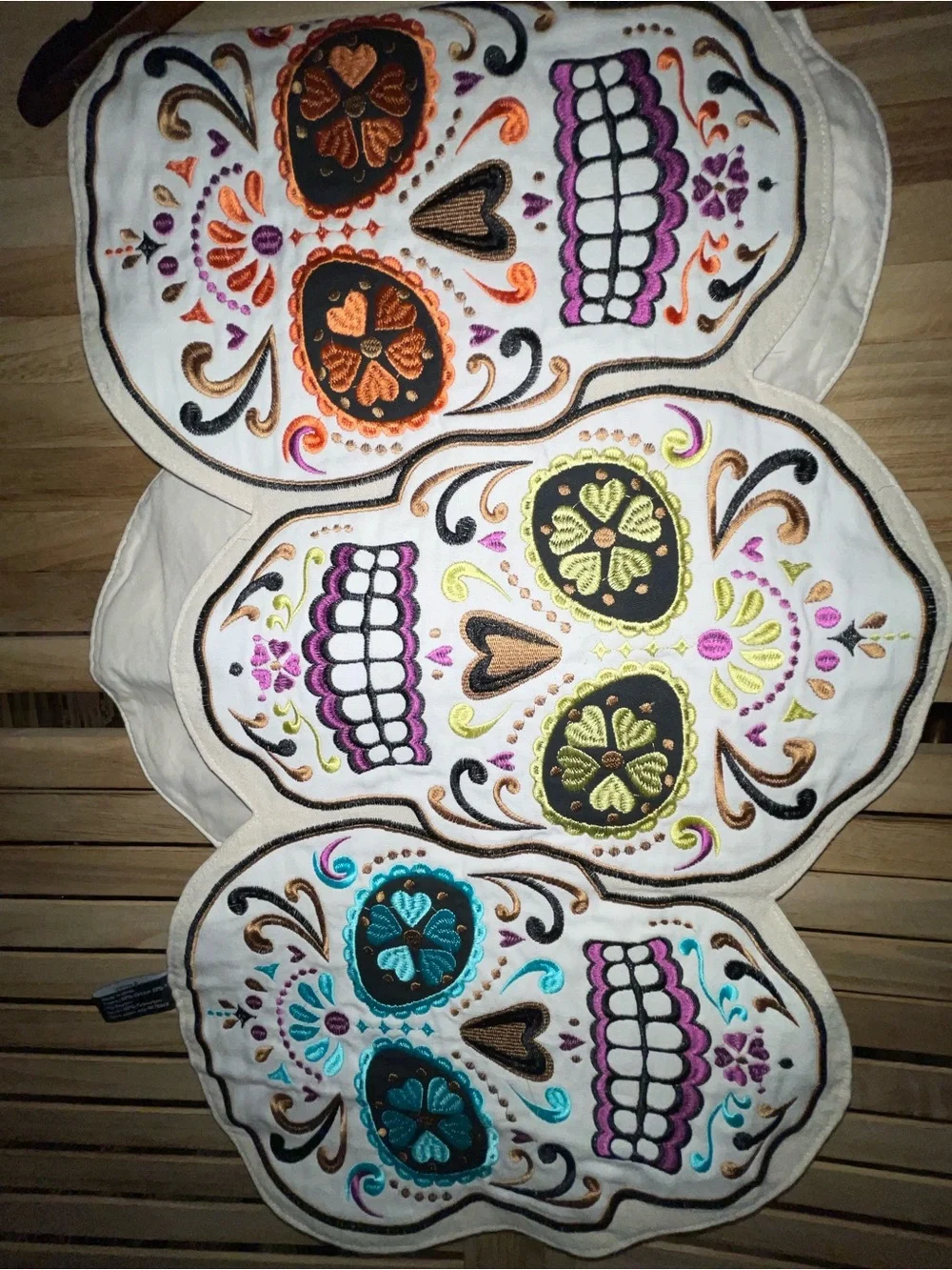 Cynthia Rowley Linen Day of the Dead Skull Table Runner | Halloween Fall Décor |